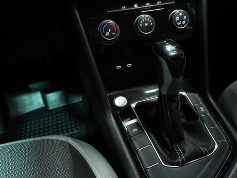 Certified 2023 Volkswagen Taos S FWD image 17
