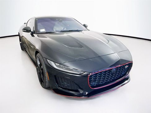 Used 2022 Jaguar F-TYPE Coupe image 1