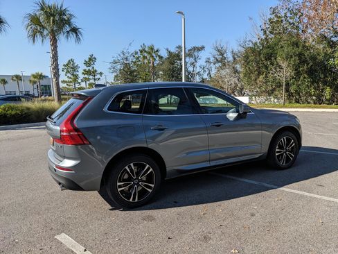 Used 2020 Volvo XC60 T6 Momentum image 8