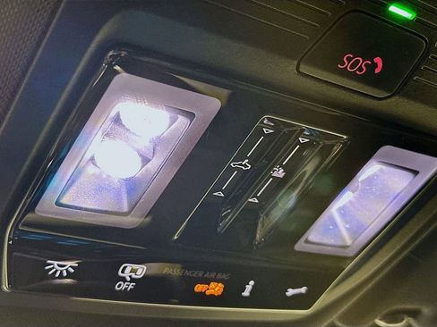 New 2026 Volkswagen Atlas Cross Sport SEL Premium R-Line image 16