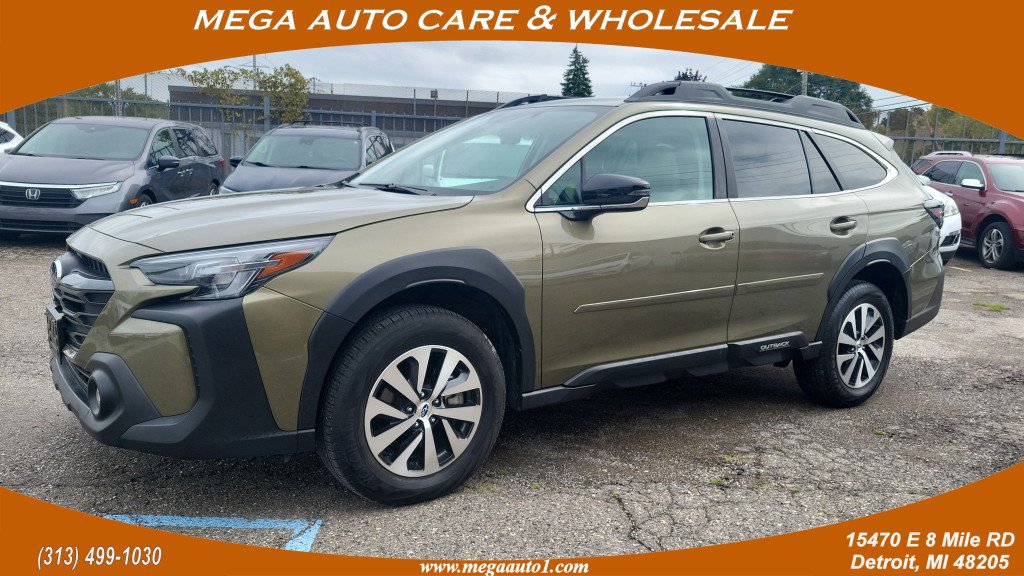 Used 2023 Subaru Outback Premium AWD/4WD image 1
