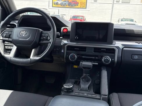 Used 2024 Toyota Tacoma TRD Off-Road AWD/4WD image 18