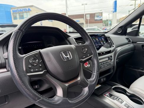 Used 2023 Honda Passport EX-L image 17