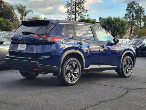New 2026 Nissan Rogue SV FWD image 2