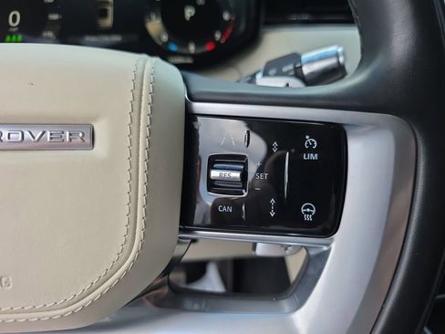 Used 2022 Land Rover Range Rover SE image 21