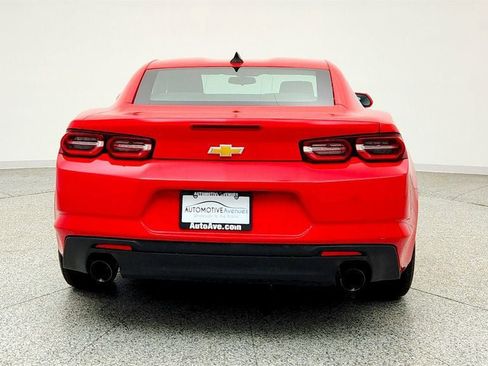 Used 2020 Chevrolet Camaro LT RWD image 6