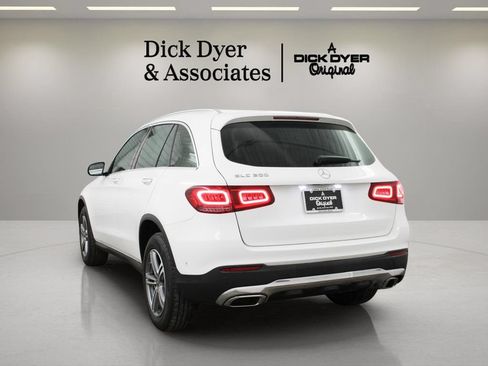 Used 2022 Mercedes-Benz GLC 300 image 9