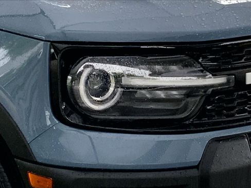Used 2025 Ford Bronco Sport Outer Banks AWD/4WD image 24