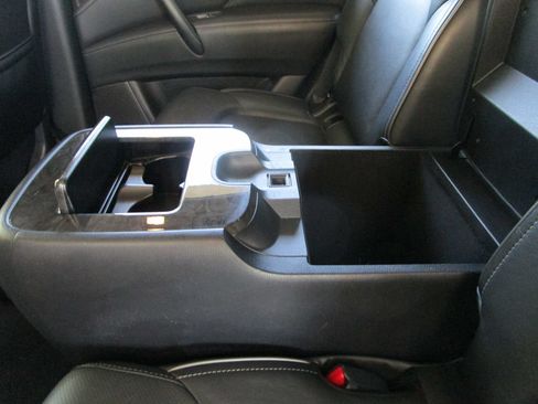 Used 2024 INFINITI QX80 Luxe RWD image 26