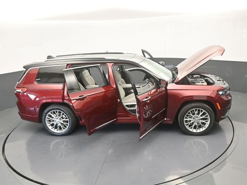 Used 2023 Jeep Grand Cherokee L Summit w/ Luxury Tech Group V image 79