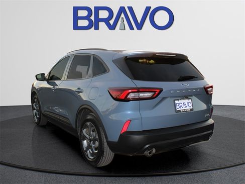 Used 2025 Ford Escape ST-Line image 7