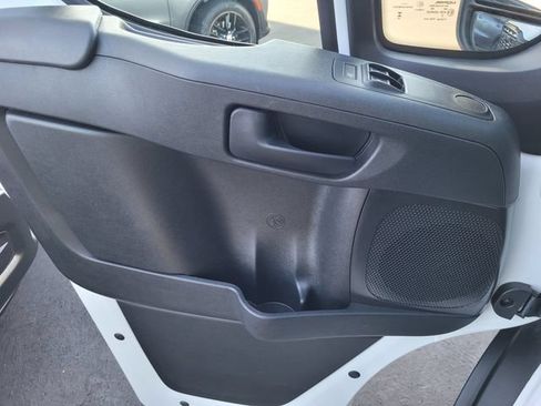 Used 2025 RAM ProMaster 2500 w/ U-Haul Equipment Group FWD image 15