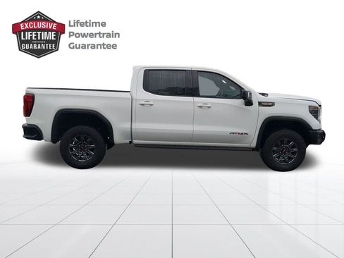 Used 2024 GMC Sierra 1500 AT4X image 2