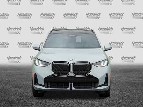 Used 2025 BMW X3 xDrive30i w/ Premium Package AWD/4WD image 3