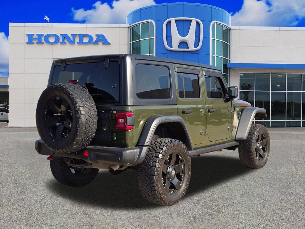 Used 2021 Jeep Wrangler Unlimited Rubicon AWD/4WD image 3