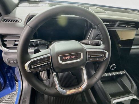 New 2027 GMC Terrain Elevation w/ Elevation Premium Package AWD/4WD image 5