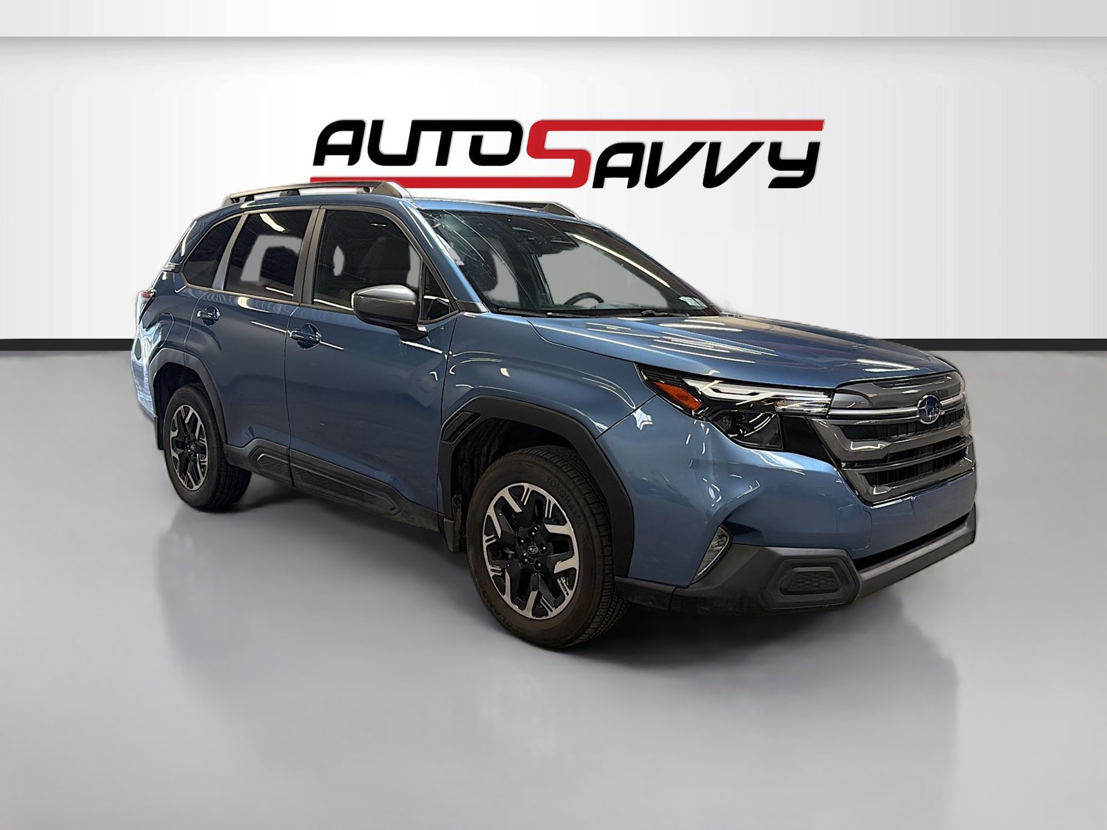 Used 2025 Subaru Forester Premium AWD/4WD image 1