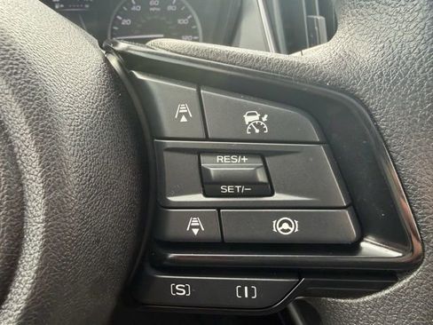 Used 2024 Subaru Crosstrek 2.0i Premium image 15
