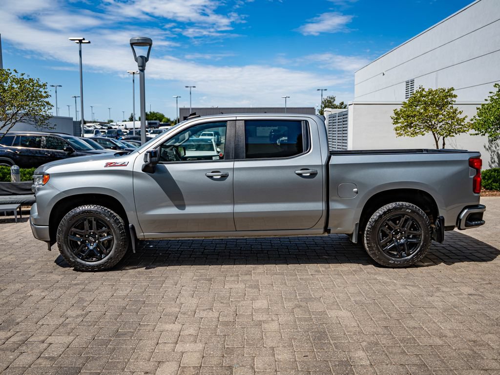 Used 2024 Chevrolet Silverado 1500 RST w/ Convenience Package II AWD/4WD image 8