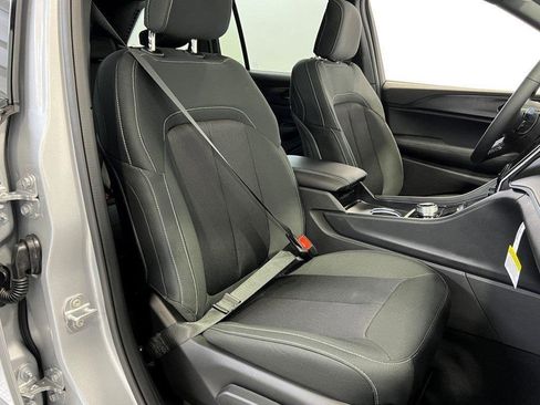 New 2025 Jeep Grand Cherokee Laredo w/ Luxury Tech Group I image 10