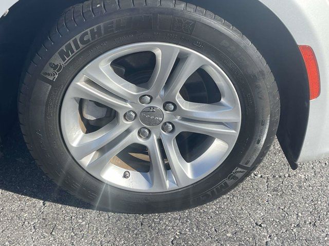 Used 2023 Dodge Charger SXT RWD image 8