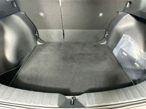 Used 2026 Toyota Corolla Cross L FWD image 27