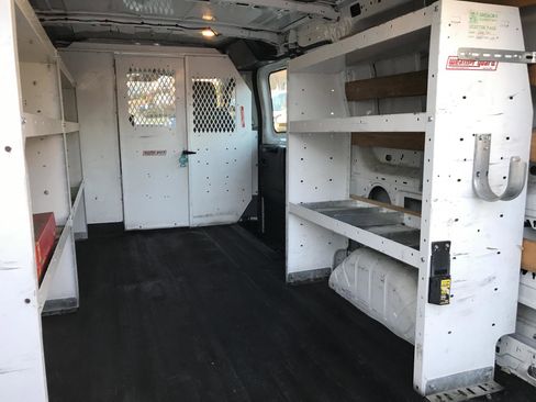 Used 2015 Ford Transit 250 130 Low Roof w/ Exterior Upgrade Package image 17