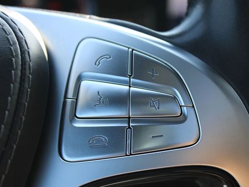 Used 2016 Mercedes-Benz S 550 Sedan image 29