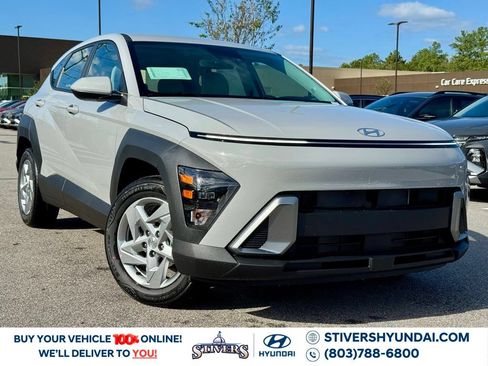 Used 2026 Hyundai Kona SE FWD image 1