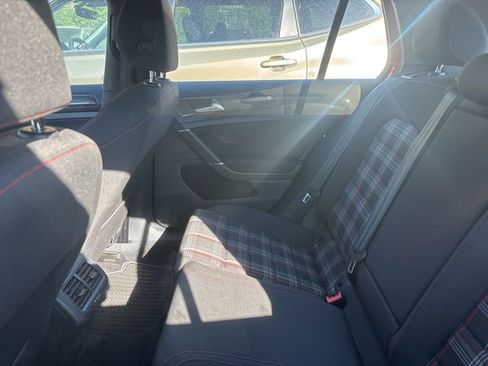 Used 2020 Volkswagen Golf 4-Door FWD image 5