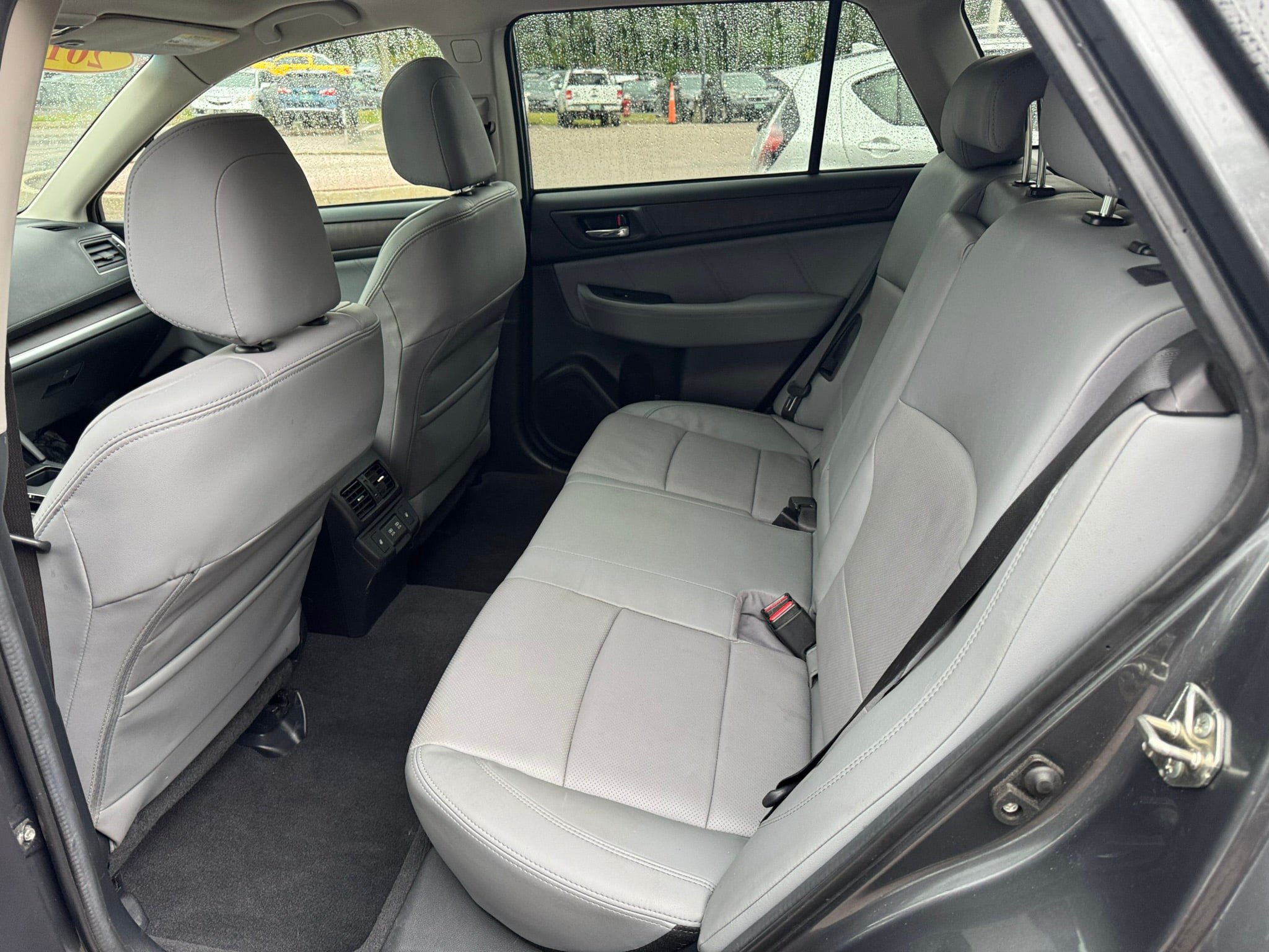 Used 2019 Subaru Outback 2.5i Limited w/ Popular Package #2 AWD/4WD image 11