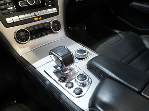 Used 2013 Mercedes-Benz SL 63 AMG image 37