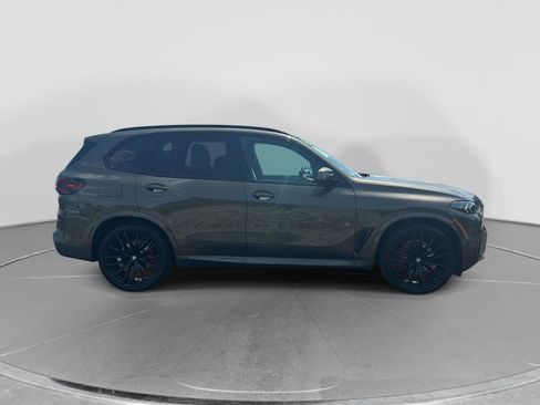 Used 2026 BMW X5 xDrive40i w/ M Sport Package AWD/4WD image 17