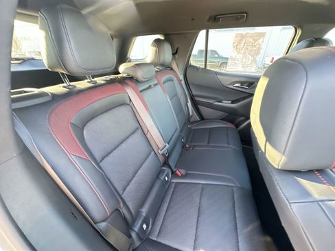 Used 2025 Chevrolet Equinox RS w/ Convenience Package III image 26