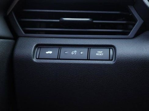 Certified 2025 Nissan Altima 2.5 SV FWD image 18