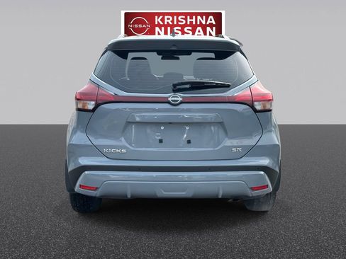 Used 2024 Nissan Kicks SR w/ SR Premium Package image 5