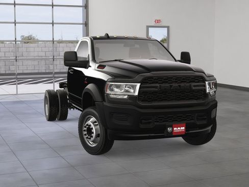New 2024 RAM 5500 Tradesman image 10