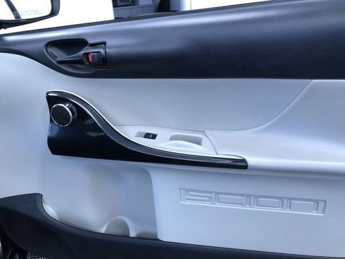 Used 2012 Scion iQ w/ Rear Speaker Pkg FWD image 22