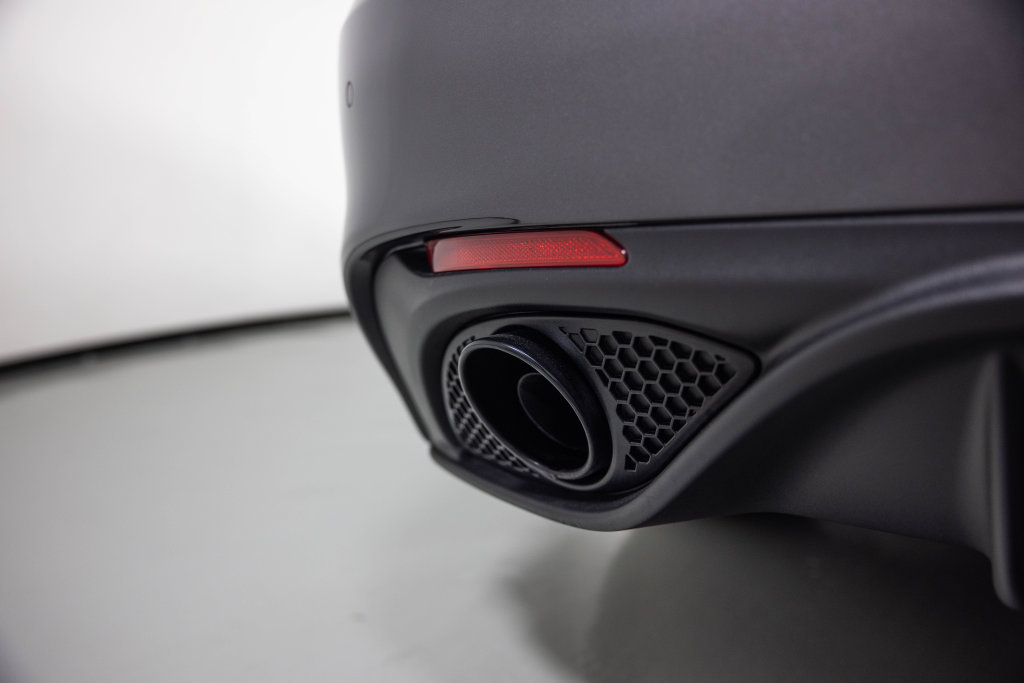 New 2026 Alfa Romeo Giulia AWD image 10