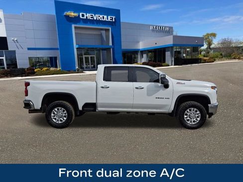 Used 2023 Chevrolet Silverado 3500 LTZ w/ LTZ Convenience Package image 10