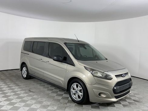 Used 2015 Ford Transit Connect XLT image 3