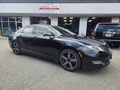 Used 2016 Lincoln MKZ AWD w/ Equipment Group 300A Reserve image 26
