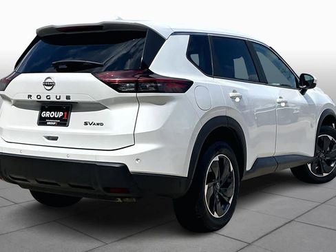 Certified 2024 Nissan Rogue SV image 13