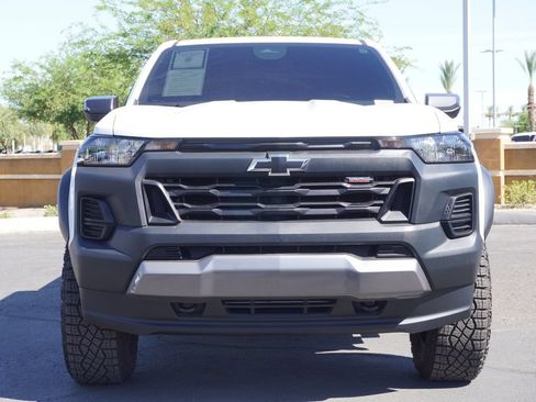 Used 2025 Chevrolet Colorado Trail Boss AWD/4WD image 5
