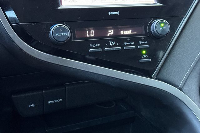 Certified 2020 Toyota Camry SE FWD image 24