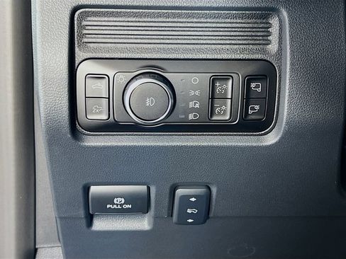 New 2026 Ford F350 Lariat w/ Tremor Off-Road Package AWD/4WD image 19