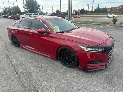 Used 2020 Honda Accord Sport image 2