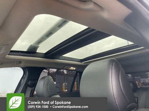 Used 2025 MAZDA CX-50 AWD 2.5 S w/ Weather Package image 37