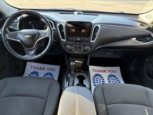 Used 2016 Chevrolet Malibu LT FWD image 11