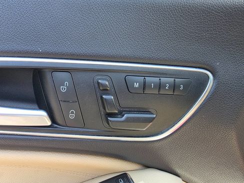 Used 2014 Mercedes-Benz CLA 250 image 11